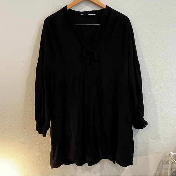 Zara black textured tiered mini dress with bow detail size X-Large - Picture 2 of 12